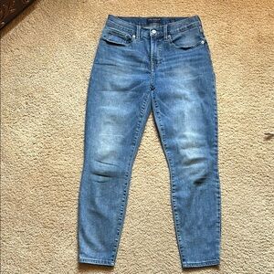 Lucky Brand Blue Ankle Cropped Jeans